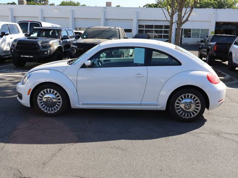 Used 2014 Volkswagen Beetle 2.5 image 18