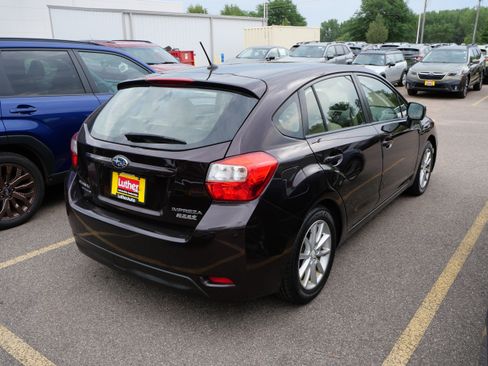 Used 2012 Subaru Impreza 2.0i Premium w/ All-Weather Pkg AWD/4WD image 6