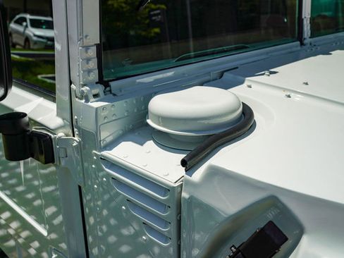 Used 1995 HUMMER H1 4-Door Wagon image 74