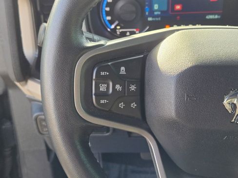 Used 2022 Ford Bronco Wildtrak image 33