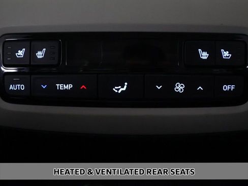 Used 2023 Hyundai Palisade Calligraphy FWD image 12