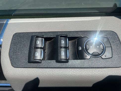 Used 2019 Ford F150 XLT w/ Equipment Group 301A Mid AWD/4WD image 22