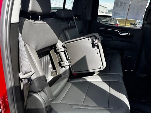 Used 2025 GMC Sierra 1500 SLT w/ SLT Premium Plus Package image 32