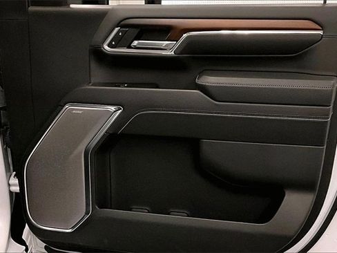 Used 2024 GMC Sierra 2500 Denali w/ Technology Package image 19