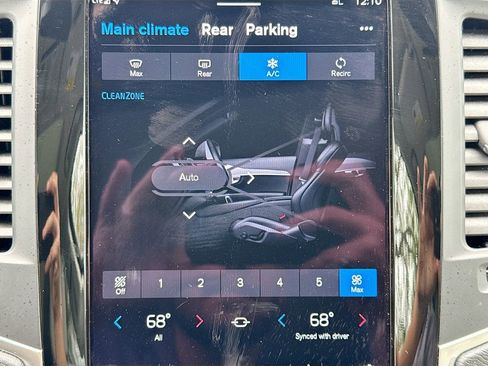 Used 2023 Volvo XC90 B5 Core w/ Protection Package image 17