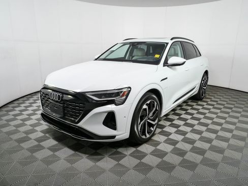 Certified 2024 Audi Q8 e-tron Prestige w/ Prestige Package AWD/4WD image 2
