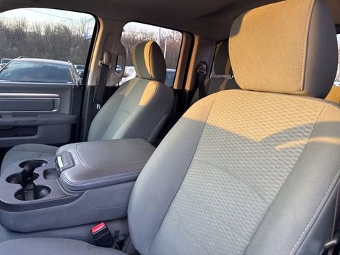 Used 2016 RAM 1500 Classic SLT image 11