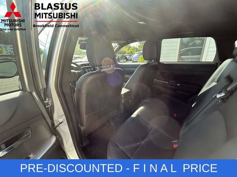 Used 2025 Mitsubishi Outlander Sport SEL AWD/4WD image 24