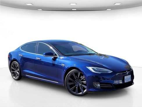 Used 2019 Tesla Model S 100D AWD/4WD image 2