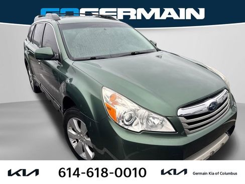 Used 2011 Subaru Outback 2.5i Limited w/ PWR Moonroof Pkg image 6