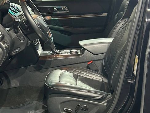 Used 2017 Ford Explorer Platinum AWD/4WD image 47