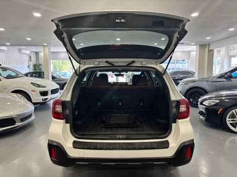 Used 2019 Subaru Outback 2.5i Touring AWD/4WD image 42