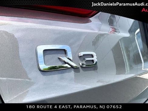 Used 2025 Audi Q3 2.0T Premium w/ Convenience Package AWD/4WD image 23