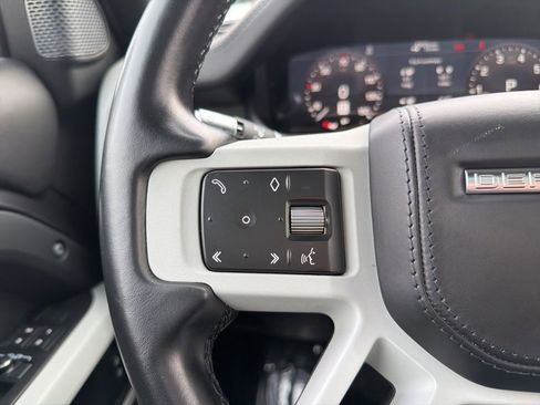 Used 2022 Land Rover Defender 110 X-Dynamic HSE image 26