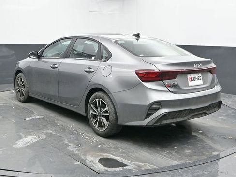 Used 2024 Kia Forte LXS image 8