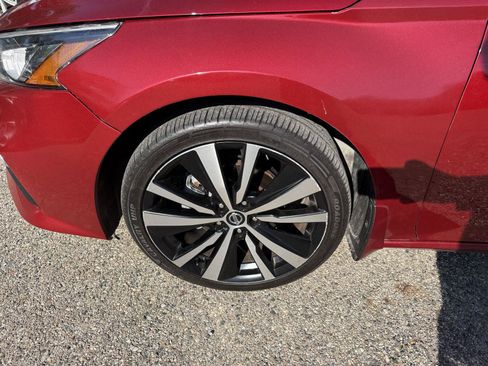 Used 2020 Nissan Altima 2.5 SR FWD image 24