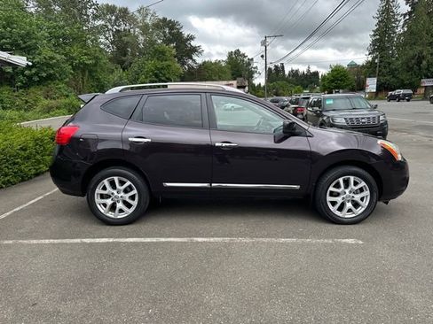Used 2011 Nissan Rogue SV w/ SL Pkg FWD image 4