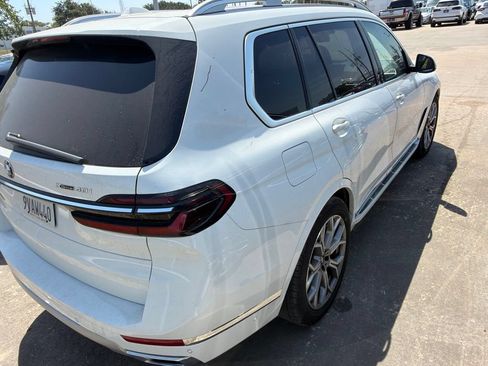 Used 2026 BMW X7 xDrive40i AWD/4WD image 5