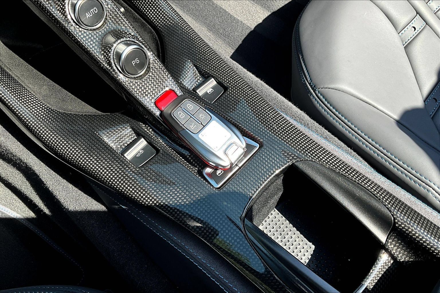 Used 2023 Ferrari 812 GTS RWD image 29