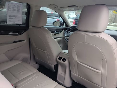 Used 2021 Buick Envision Essence w/ Technology Package I image 21