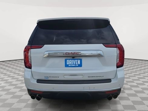 Used 2021 GMC Yukon XL Denali AWD/4WD image 5