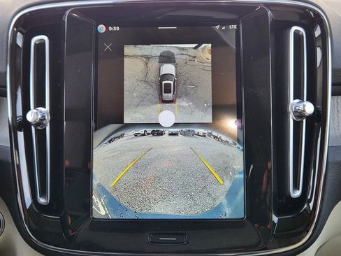 New 2026 Volvo XC40 B5 Plus w/ Protection Package Premier image 22