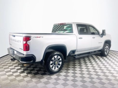 Used 2022 Chevrolet Silverado 2500 Custom w/ Custom Convenience Package AWD/4WD image 8