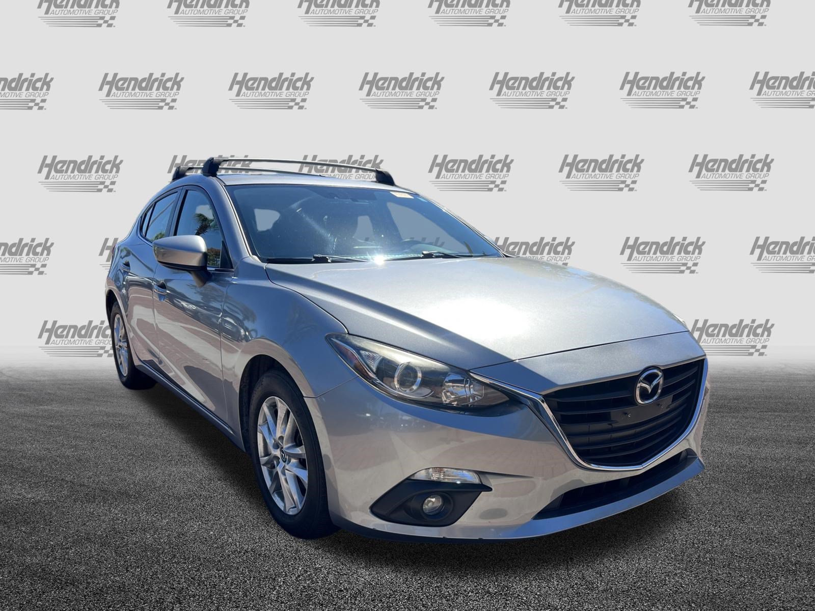 Used 2016 MAZDA MAZDA3 i Grand Touring FWD image 2