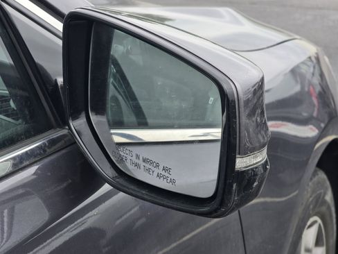 Used 2018 Acura TLX w/ Technology Package FWD image 17
