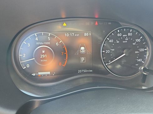 Used 2024 Nissan Kicks SV FWD image 11