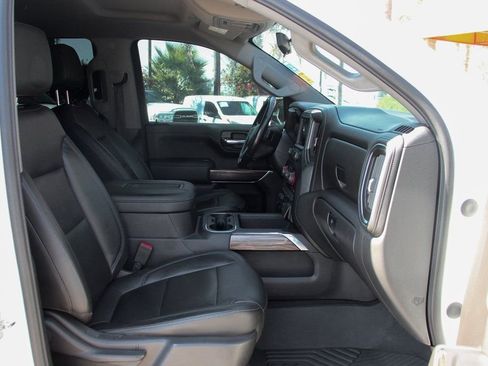 Used 2020 Chevrolet Silverado 1500 RST image 38