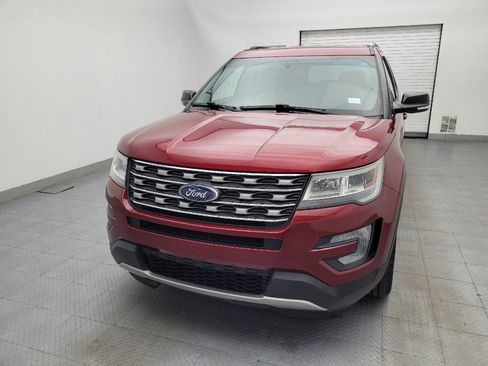 Used 2017 Ford Explorer XLT w/ Equipment Group 201A FWD image 15