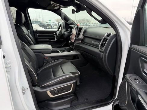 Used 2025 RAM 1500 Laramie image 16