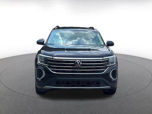 Used 2024 Volkswagen Atlas SE AWD/4WD image 3