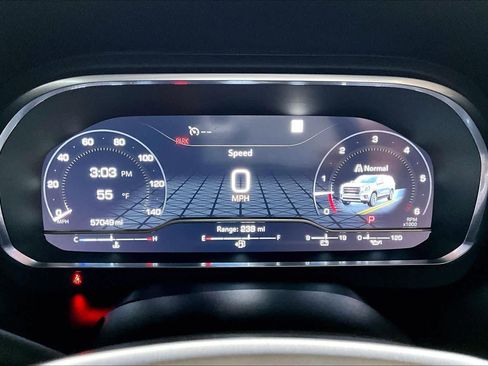 Used 2022 GMC Yukon SLT w/ SLT Premium Package image 25