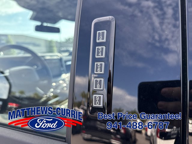 New 2026 Ford F250 Platinum w/ FX4 Off-Road Package AWD/4WD image 9