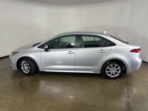 Used 2024 Toyota Corolla LE FWD image 14