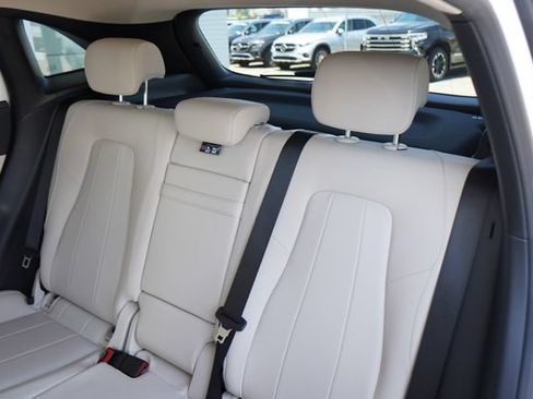 Certified 2022 Mercedes-Benz GLA 250 4MATIC image 26