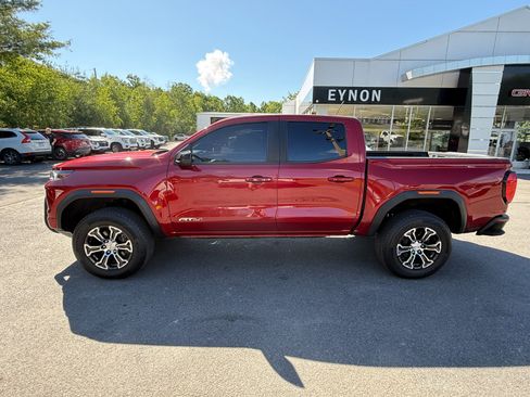 Used 2023 GMC Canyon AT4 w/ LPO, Sports Bar Package AWD/4WD image 2