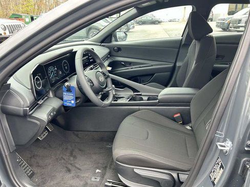 New 2026 Hyundai Elantra Sport FWD image 7