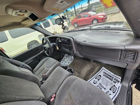 Used 2003 Chevrolet Silverado 1500 LS w/ Off-Road Package AWD/4WD image 15