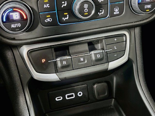 Used 2023 GMC Terrain SLE w/ Driver Convenience Package FWD image 22