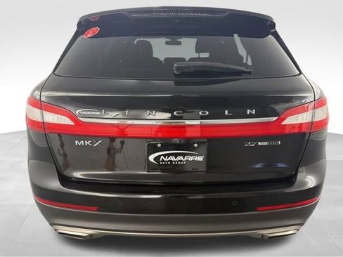 Used 2016 Lincoln MKX Reserve w/ Technology Package image 8