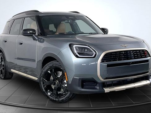 New 2026 MINI Cooper Countryman S image 2