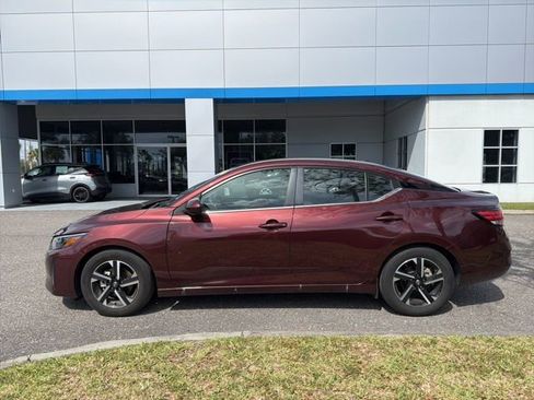 Used 2025 Nissan Sentra SV FWD image 3