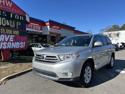 Used 2011 Toyota Highlander SE