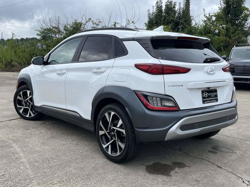 Certified 2022 Hyundai Kona Limited w/ Cargo Package FWD image 4