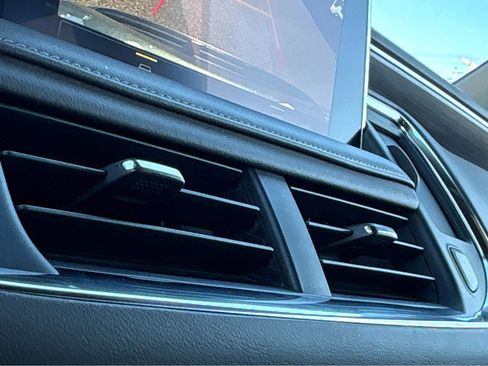 Certified 2024 Chevrolet Tahoe LT image 10