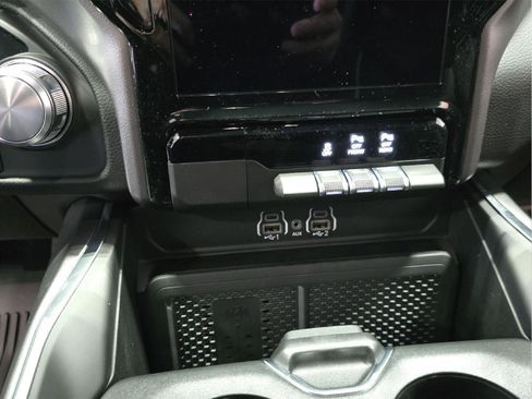 New 2026 RAM 1500 Laramie w/ Chrome Appearance Group AWD/4WD image 17