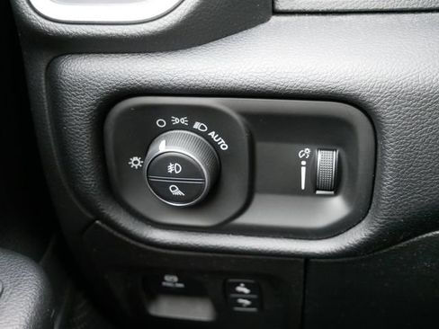 Used 2021 RAM 1500 Big Horn AWD/4WD image 26